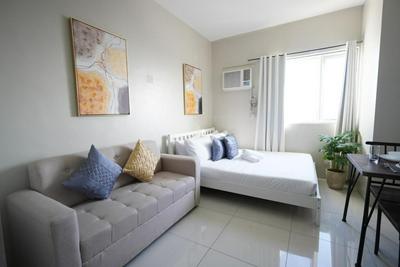 Comfy Studio near Shaw MRT EDSA w/ Wi-Fi & Netflix
