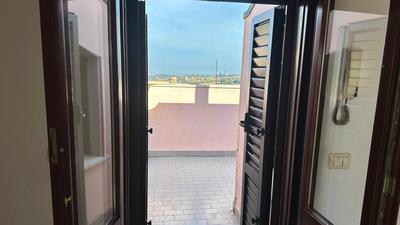 Senigallia, pentalocale comodo ai servizi - SE058