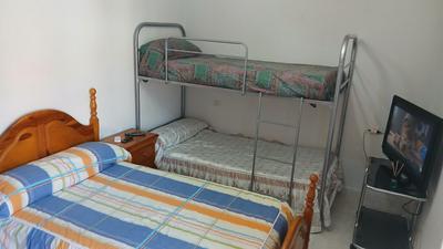 Room in Guest room - Double Bunk Room Toledo