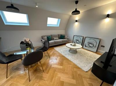 Flat 3 7A lavender hill