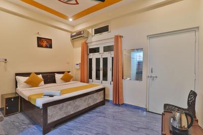 Hotel Crystal Rama Yan