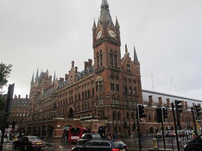 BLOOMSBURY APARTMENTS