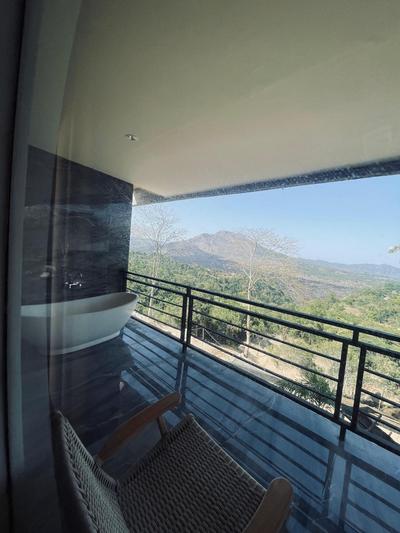 Caldera Hotel & Restaurant