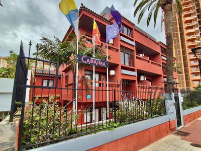 Canaima Apartments