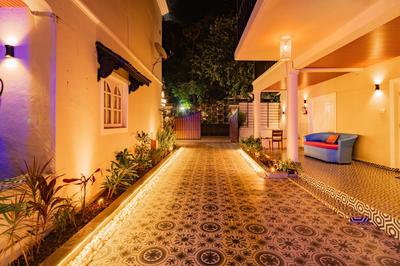 Emperor Ozran by Alaya Stays