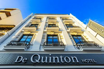De Quinton Hotel