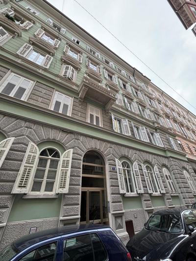 Centralissimo con due stanze