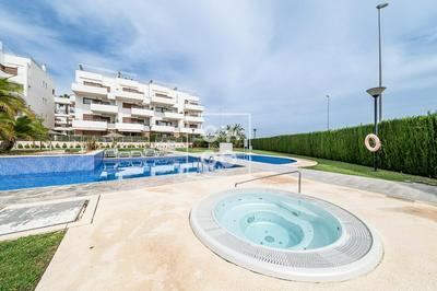 La Brisa Boutique Apartment with swimming pools, jacuzzi, outdoor fitness