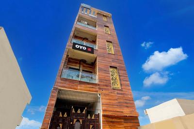 Hotel O Banaras Buddha