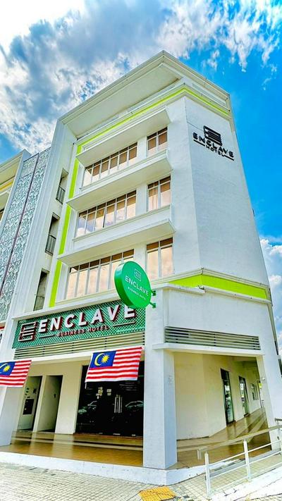 Enclave Business Hotel