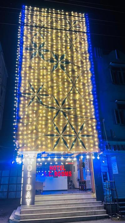 Hotel New Holiday