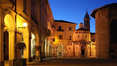 Old Town Top Apartment Biella Centro