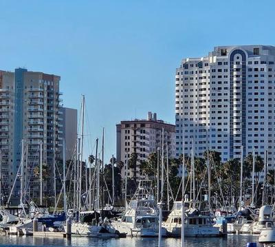 Luxe Suite Convention Center Partial Ocean View with Free Parking