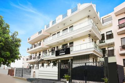 Super Collection O Sector 45 Near Huda Metro Station