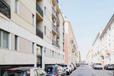Easylife - Milano - Paoli 6 - Navigli
