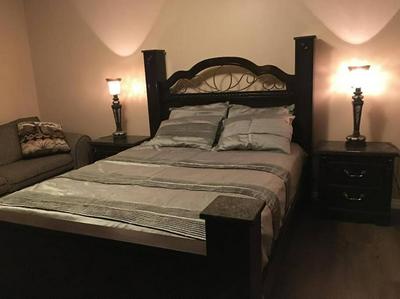 Renovated 4 bedrooms 20 sleeps Shopping Center