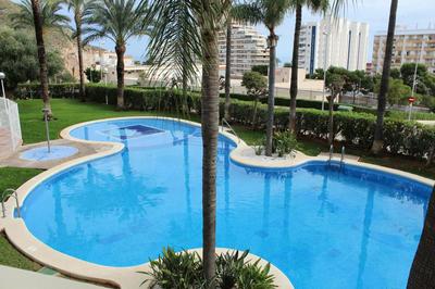 Apto en Cullera con terraza, piscina, parking y wifi gratis