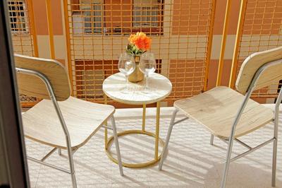 Golden Apartment