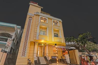 Super Townhouse Hridaya Inn