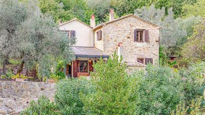 LA LEOPOLDINA 6, Emma Villas