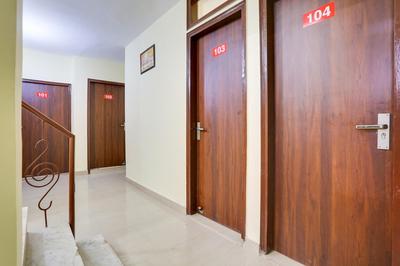 Super Hotel O Dwarka Metro