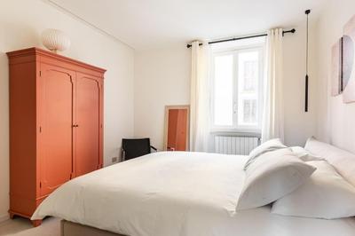 Liam's gem luxury apartment in Milan