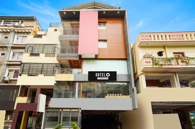 Super Collection O Bangalore Airport Road