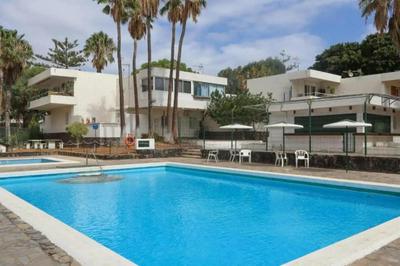 Estudio con Encanto, Piscina, BBQ y Terraza para una Estancia Ideal