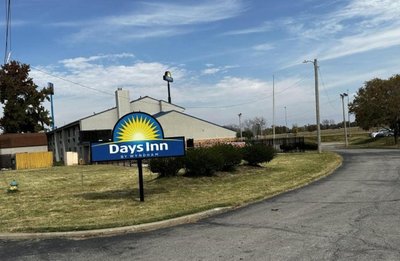 Days Inn & Suites by Wyndham Caseyville, Foto 2