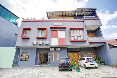 OYO 1932 Srimahi Near RS Muhammadiyah