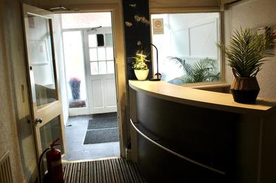 Blackpool Seaside Hotel - King Beds - Super KING Beds -