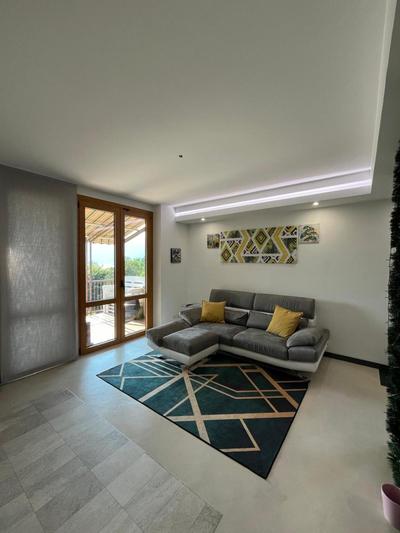 Dolce vita luxury house