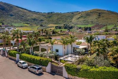 Borgo Aranci - Villa Nicales