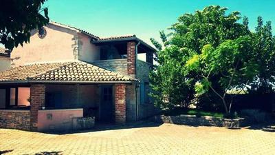 Ferienhaus In Radići Mit Privatem Pool