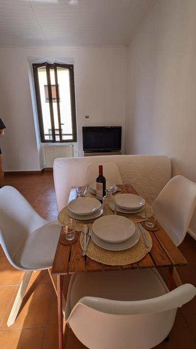 Lake Como Modern and Cozy Apt Live Like a Local