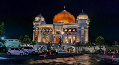 OYO 2195 Al Jazeerah Near RS Bungsu