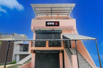 Hotel O S.M NAINI HOTEL AND RESTAURANT