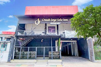 RedDoorz at Omah Joyo Solo Inn