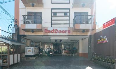 RedDoorz Plus New Era Budget Hotel Mabolo former RedDoorz near Landers Superstore Cebu City