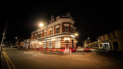 Apart Hotel Rugby -Self Check In-