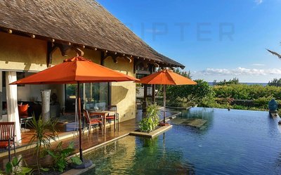 Spacious villa with 5-star hotel access - Belpe