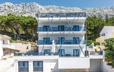 Lovely Apartment In Medici With Wifi