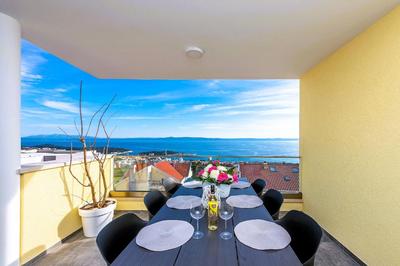 Luxury Penthouse Jure with seaview