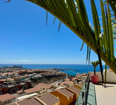 Casa Tucan - two bedrooms, heated pool, city and ocean views
