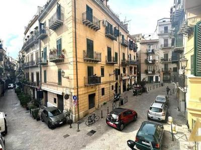Appartamento nel centro storico di Palermo - Via Meli's House