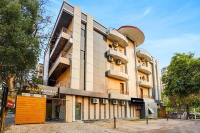 Townhouse GRAND ADDRESS HOTEL AND BANQUET