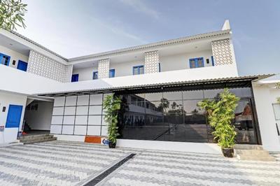 OYO 90510 Sand's Residence