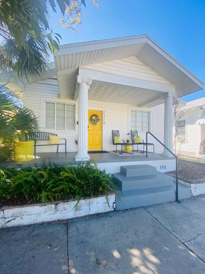No Ho yellow door bungalow