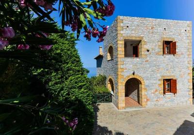 Luxury Villa Ismini in Stoupa, Private Pool & BBQ
