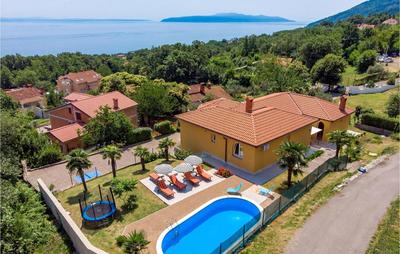 Nice Home In Opric With Wifi
